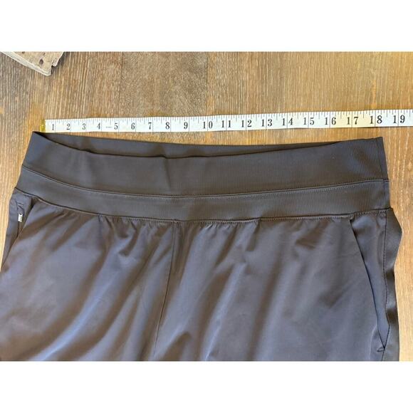 ATHLETA Brown Cropped Jogger Athleisure Workout Pant Women size 18 - Picture 5 of 7